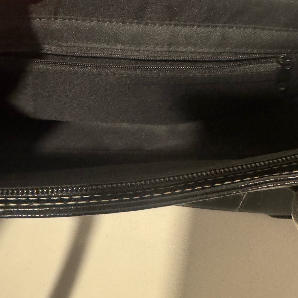 Mimicci Black Patent Leather Shoulder Bag Silver Hardware Y2K - Picture 8 of 9